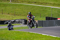 Vintage-motorcycle-club;eventdigitalimages;mallory-park;mallory-park-trackday-photographs;no-limits-trackdays;peter-wileman-photography;trackday-digital-images;trackday-photos;vmcc-festival-1000-bikes-photographs